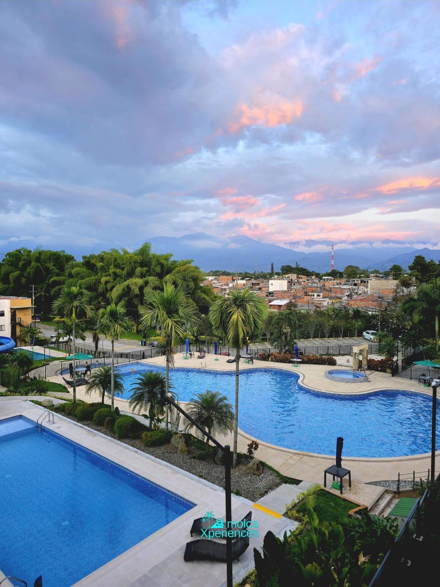 Apartamento Privado Vacacional A 5M Del Aeropuerto, 20 Minutos Del Parque Del Cafe Y Centro De Armenia Con 4 Piscinas, 3 Jacuzzi, Sauna By Molca Xperiences 3H 外观 照片