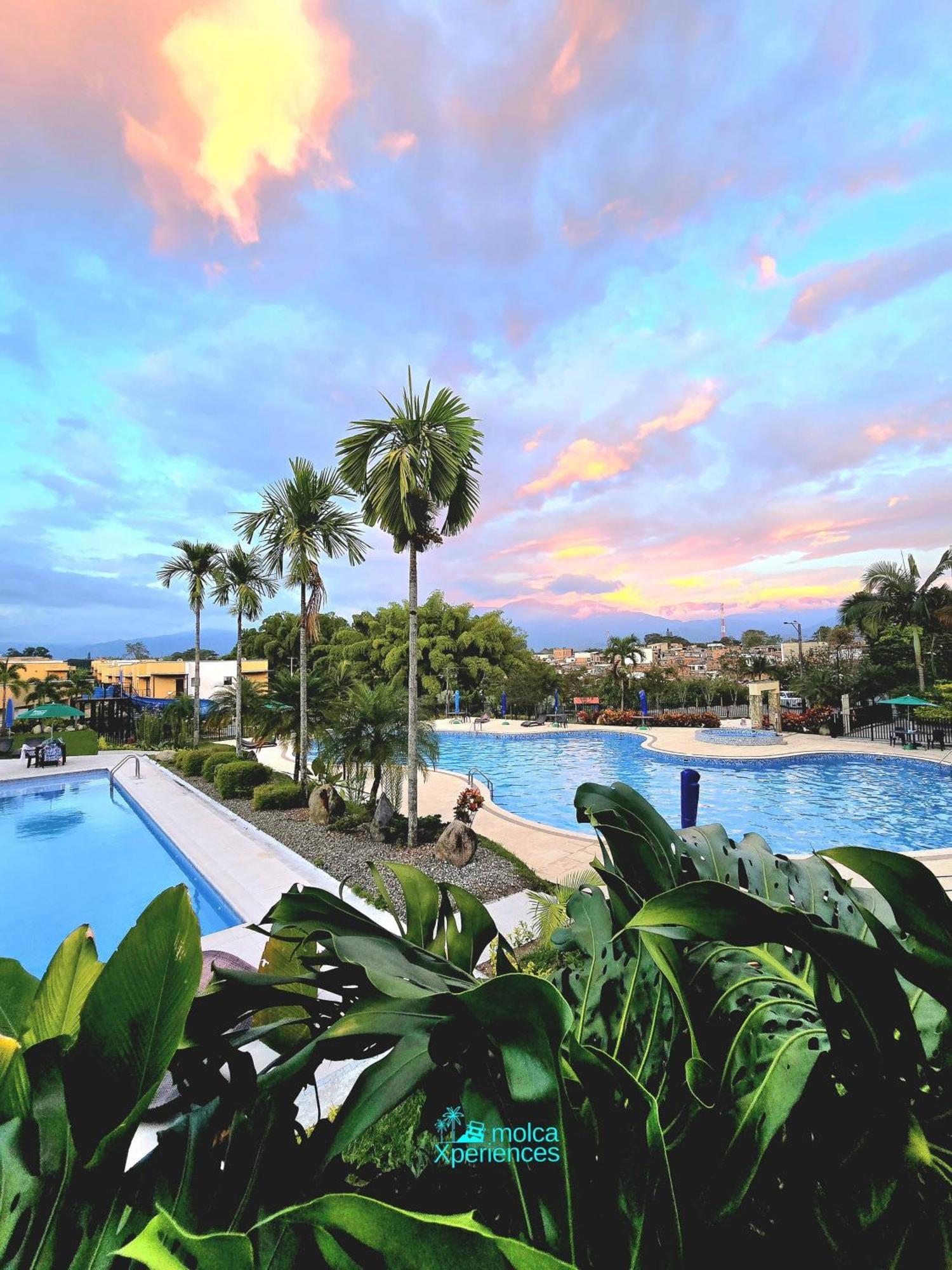Apartamento Privado Vacacional A 5M Del Aeropuerto, 20 Minutos Del Parque Del Cafe Y Centro De Armenia Con 4 Piscinas, 3 Jacuzzi, Sauna By Molca Xperiences 3H 外观 照片