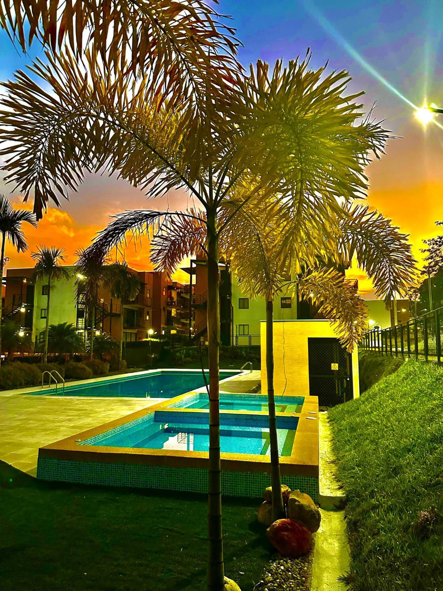 Apartamento Privado Vacacional A 5M Del Aeropuerto, 20 Minutos Del Parque Del Cafe Y Centro De Armenia Con 4 Piscinas, 3 Jacuzzi, Sauna By Molca Xperiences 3H 外观 照片