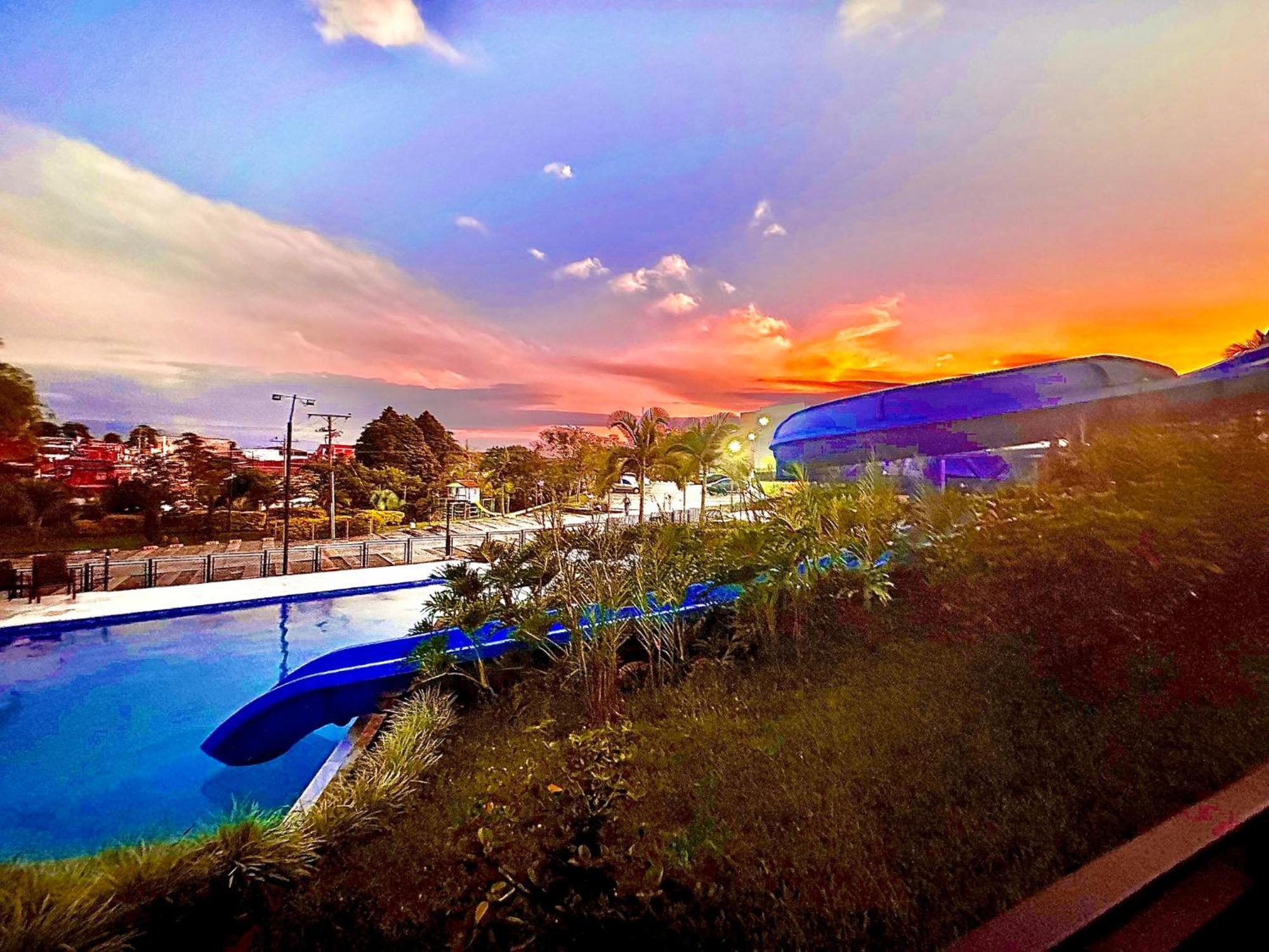 Apartamento Privado Vacacional A 5M Del Aeropuerto, 20 Minutos Del Parque Del Cafe Y Centro De Armenia Con 4 Piscinas, 3 Jacuzzi, Sauna By Molca Xperiences 3H 外观 照片